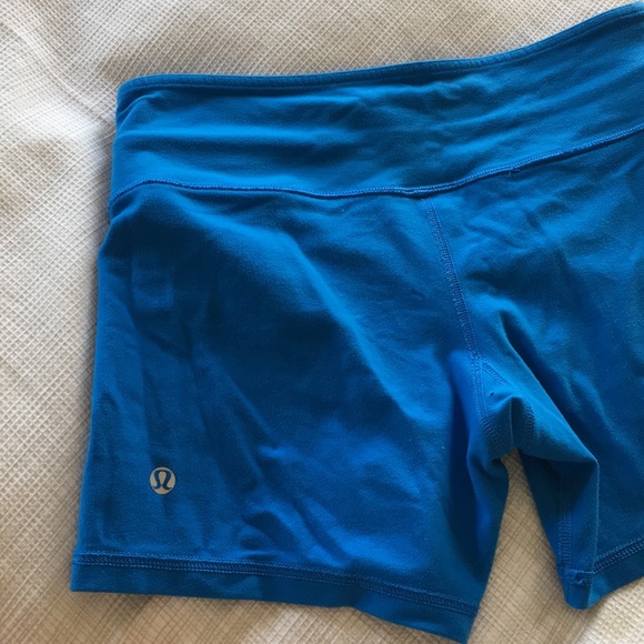 Lululemon spandex shorts - Picture 2 of 2